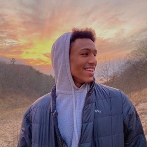 Meet your Posher, Xavier